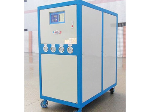  工業冷水機廠家怎樣介紹低溫冷水機組的類別？
